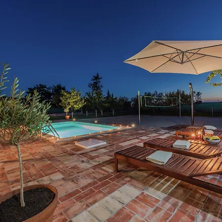 Charming With Private Pool Donji Zemunik