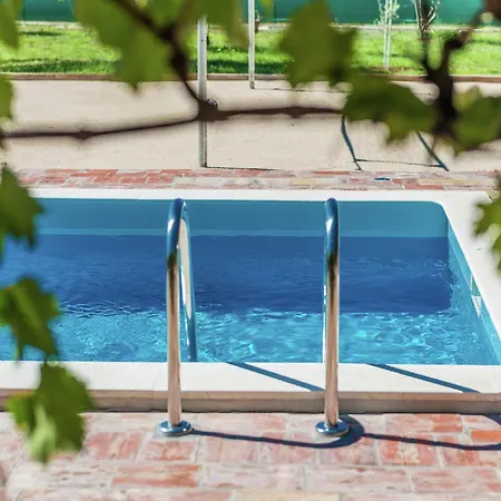 Дом отдыха In Zemunik Donji With Pool Donji Zemunik